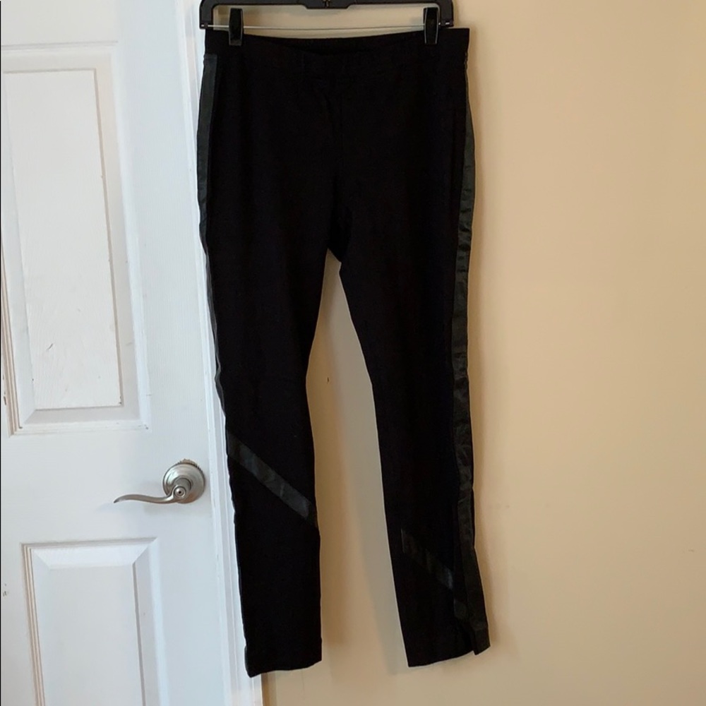 DKNY leggings with leather accent